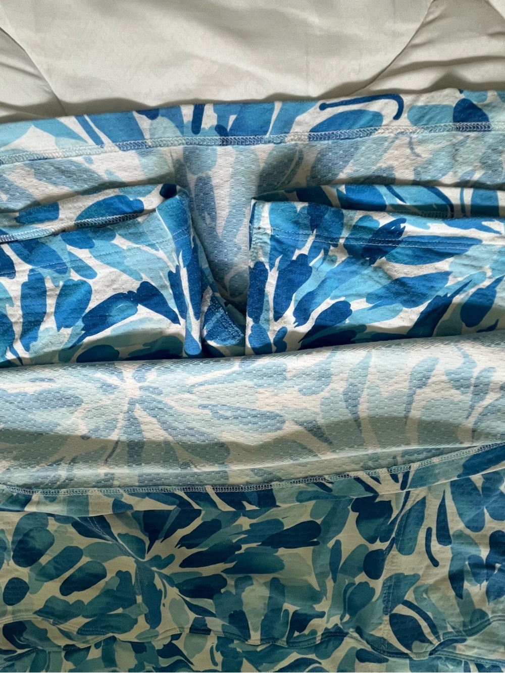 IBKUL Women’s Blue Floral Golf/Pickleball Skort Size Large - Picture 4 of 5